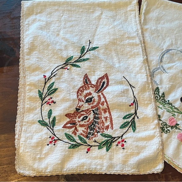 MCM 2 Dresser Scarf Embroidered Baby Deer & Momma Crochet Edge Vintage 35” L - Picture 2 of 12